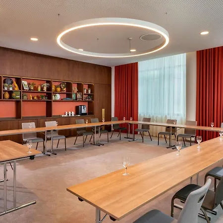 Szálloda Moevenpick Stuttgart Messe & Congress 4*