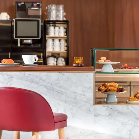 Hotel Moevenpick Stuttgart Messe & Congress 4*