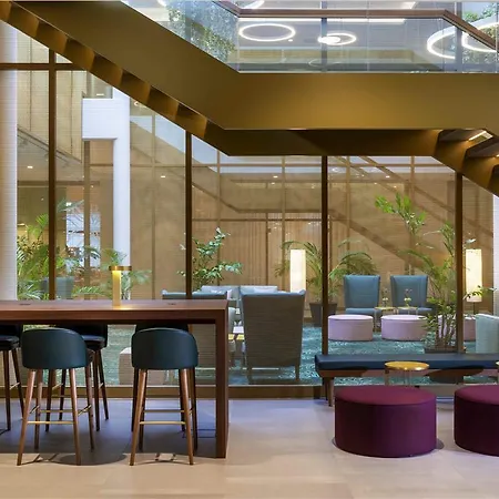 Moevenpick Stuttgart Messe & Congress Szálloda 4*