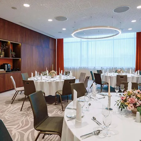 Moevenpick Stuttgart Messe & Congress Hotel