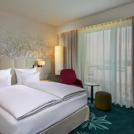 Moevenpick Stuttgart Messe & Congress Hotel 4*