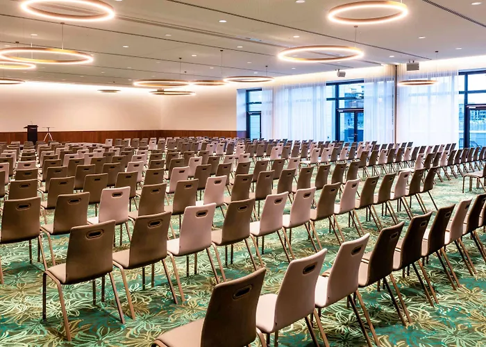 Mövenpick Stuttgart Messe&congress 4*