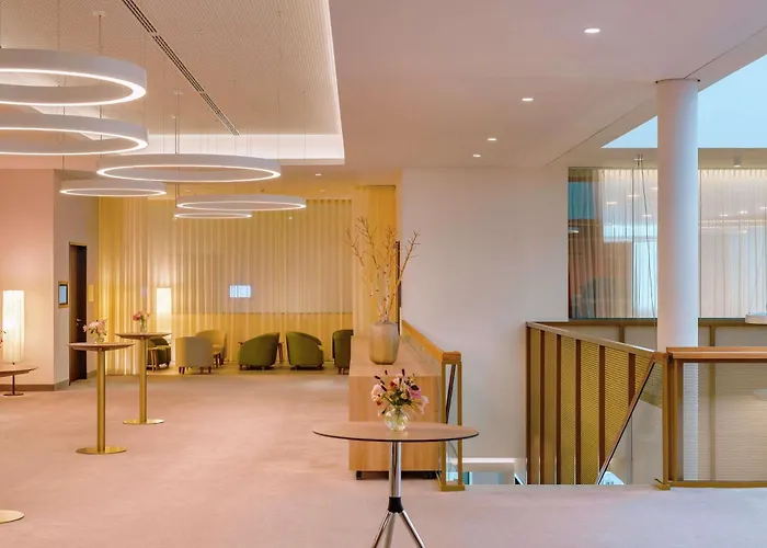 Hotell Mövenpick Stuttgart Messe&congress 4*